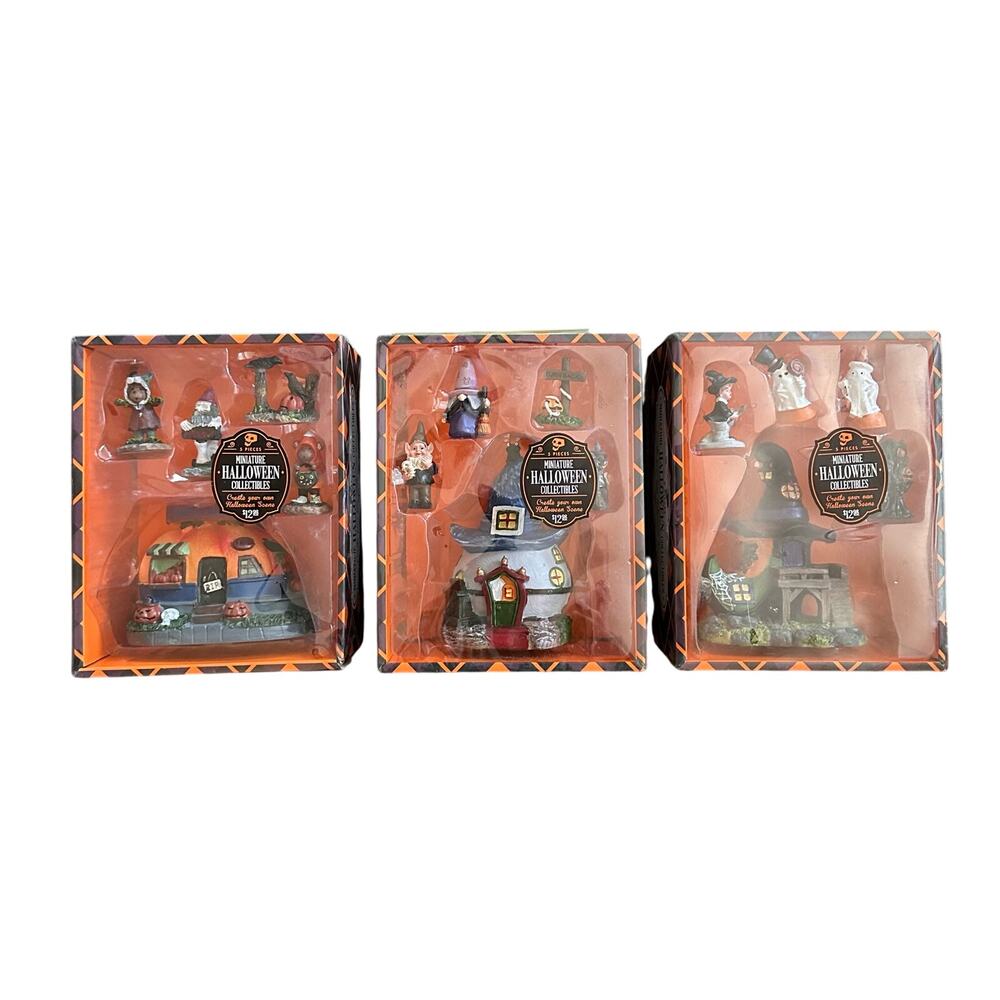 Set Of 3 Miniature Halloween Collectibles Create Spooky Village Scene New Bundle